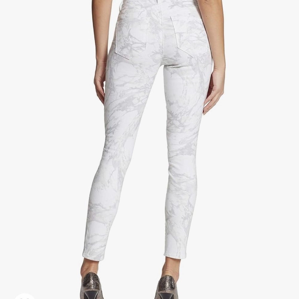 NWT Skinnygirl Christina Marie Skinny Jeans, Size 28/6